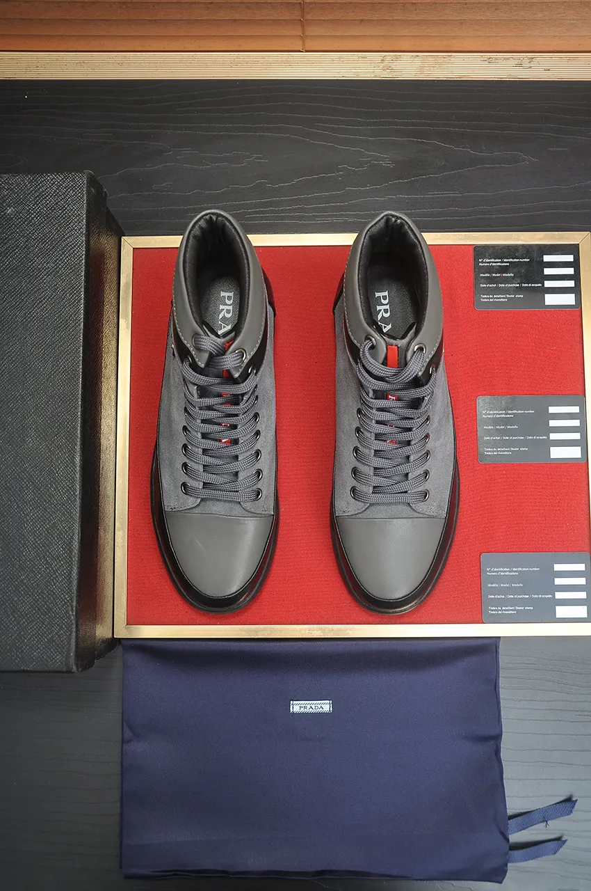 Men's shoes💰480💶【Prada】Trendy brand💞Mainly promote popular models, avant-garde and versatile fashionable men's shoes private version molding, 1:1 replica with glue splicing... Stylish and simple, original imported cowhide foot pads; the atmosphere and personality are more fashionable, eye-catching and pursuing class. It will subvert the old idea and be a must-have for fashionistas who want to spend time with you! Must keep it! High and comfortable but low, high-end quality workmanship. Code number: 38-45 (45 customized)